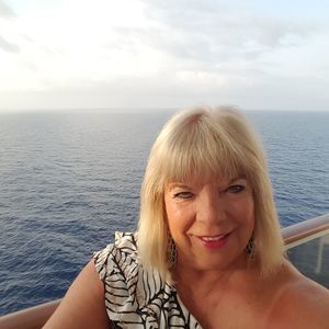 Meet your Posher, Kari